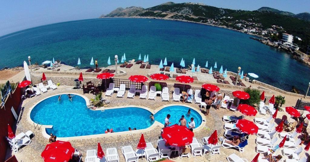 Apartments Atlantis Dobra Voda Εξωτερικό φωτογραφία